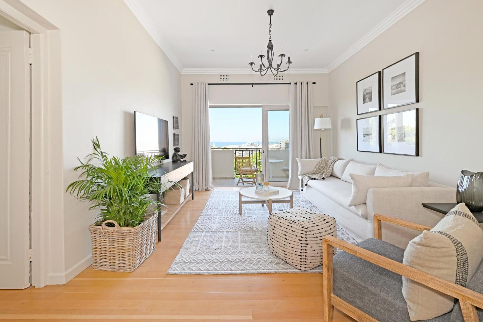 Stylish 2 Bedroom Ensuite With Beautiful Views *
