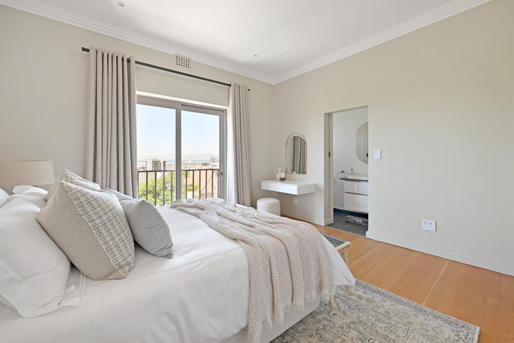Apartment Stylish 2 Bedroom Ensuite With Beautiful Views *
